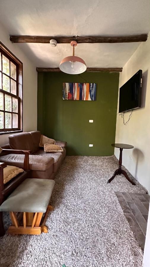 לינה וארוחת בוקר קיטו Campus Residencias מראה חיצוני תמונה